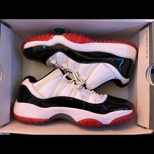 White/University Red-Black Air Jordan 11 Retro Low (GS) size:(U.S 6y)